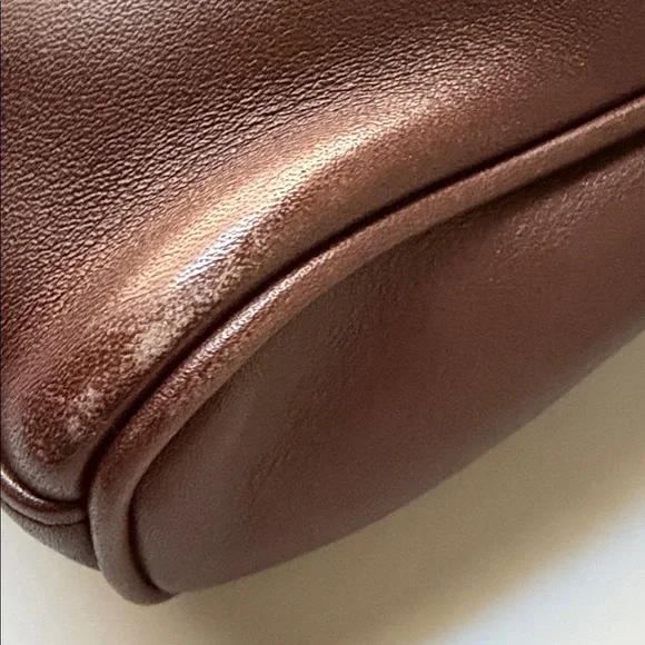 Coach Vintage Legacy Demi Turnlock Bag #9154 - Cuero Mahogany (1999) - Picture 5 of 17